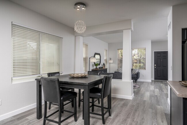 Building Photo - 3034 W Villa Cassandra Dr