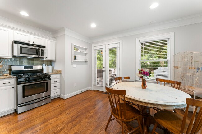 Building Photo - 3135 Alston Dr