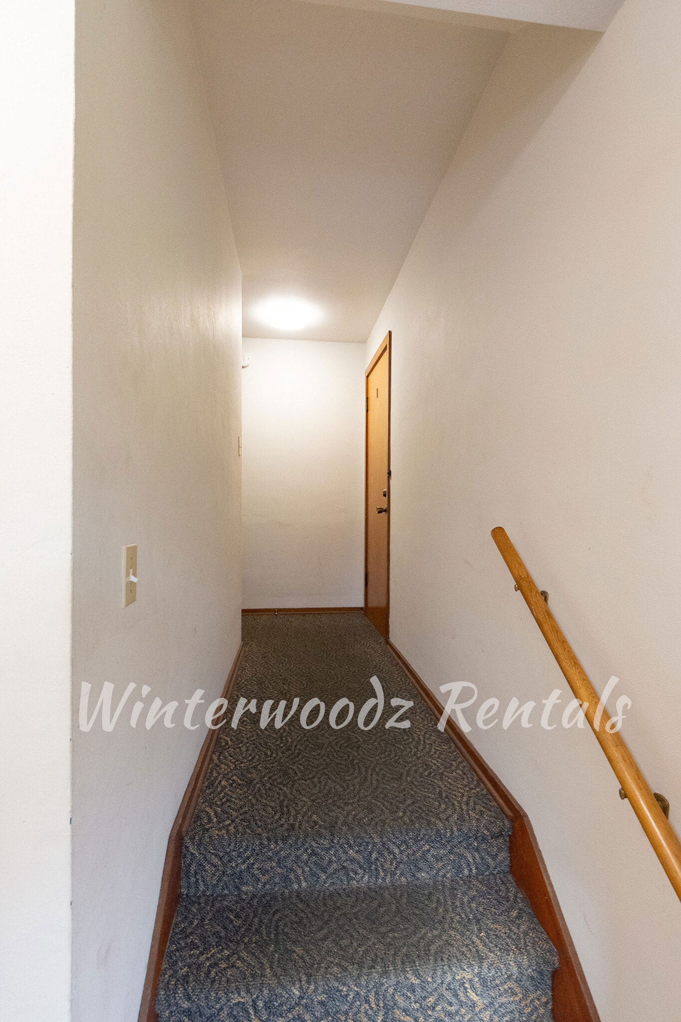 Building Photo - 1432 Porlier St