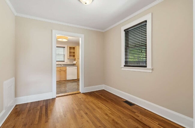 Building Photo - Charming 2-Bed/1 Bath Home Near NC State University