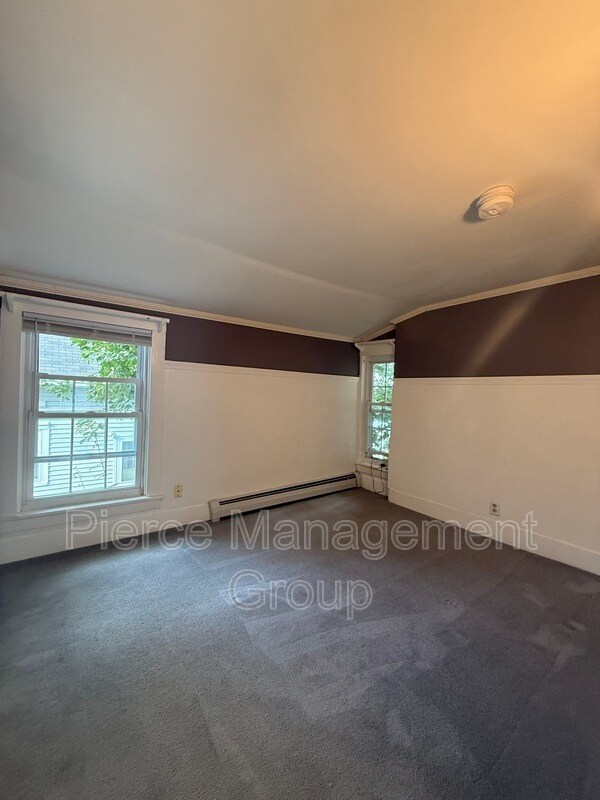 Building Photo - 53.5 S Spring St