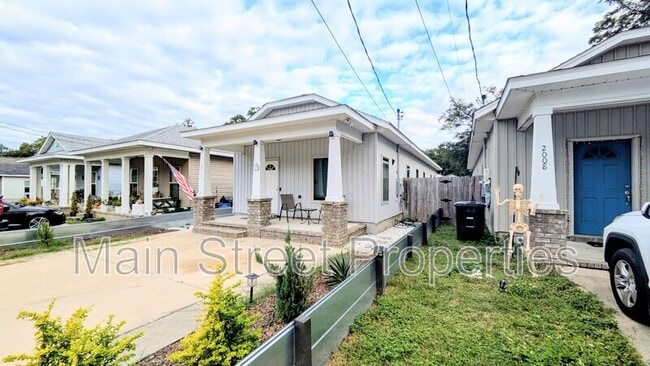 Building Photo - 2010 W Gregory St