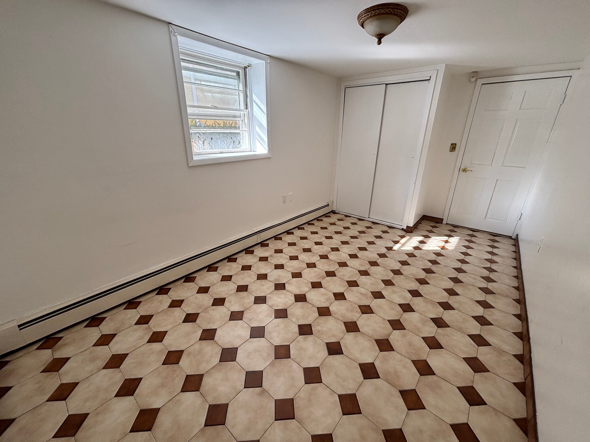 Building Photo - 103 Maitland Pl