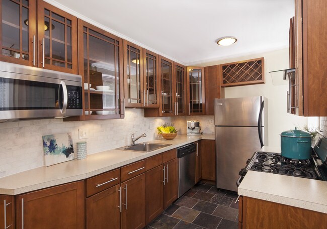 Building Photo - Pastorius Court