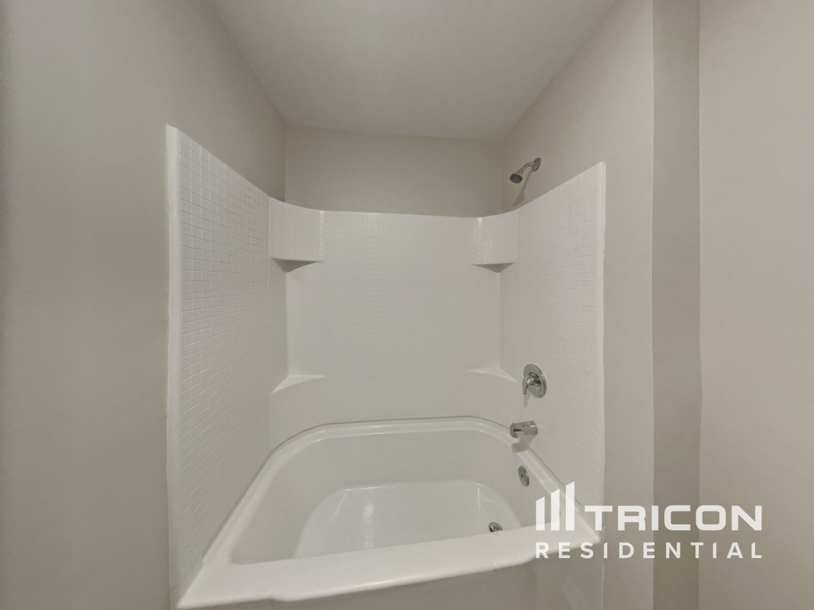 Building Photo - 353 Victory Cir