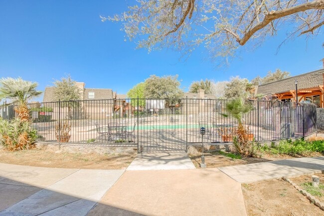 Building Photo - (Completely Furnished) Beautiful 1 bed/1 bath Apartment. With Pool  in the premises.