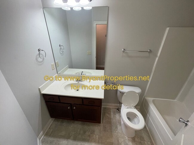 Building Photo - Gallatin - 3 Bedrooms 2 Baths