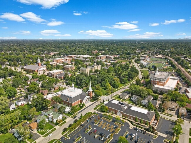 Building Photo - 1107 Santa Rosa Ave