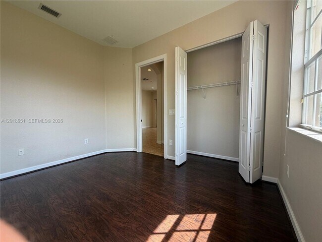 Building Photo - 8344 NW 127th Ln