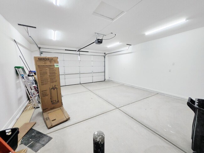 Building Photo - BRAND NEW 3/2 BATH home available for rent in Central BHC.