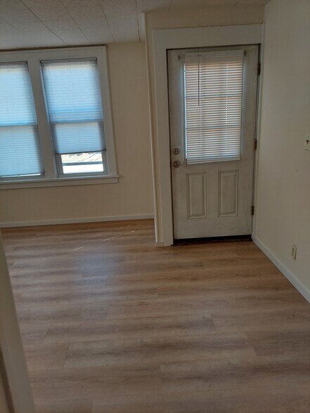 Building Photo - 7 Eagle Valley Rd