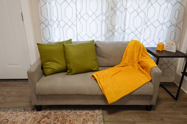 Building Photo - Honey Hive