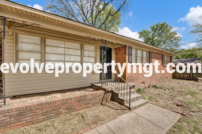 Building Photo - 1012 Mt Moriah Rd