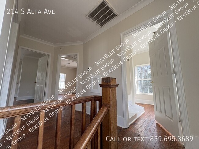 Building Photo - 214 S Alta Ave