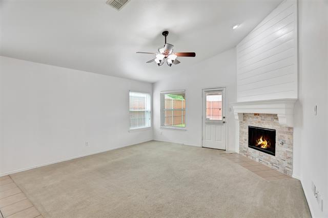Building Photo - 1401 Cedar Springs Dr