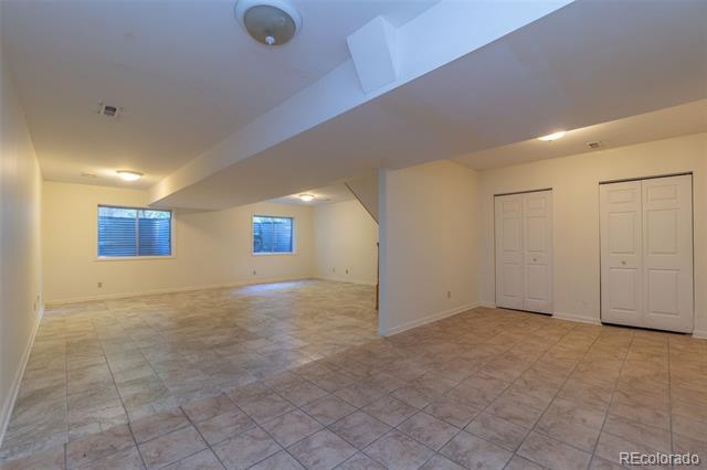 Building Photo - 1536 S University Blvd
