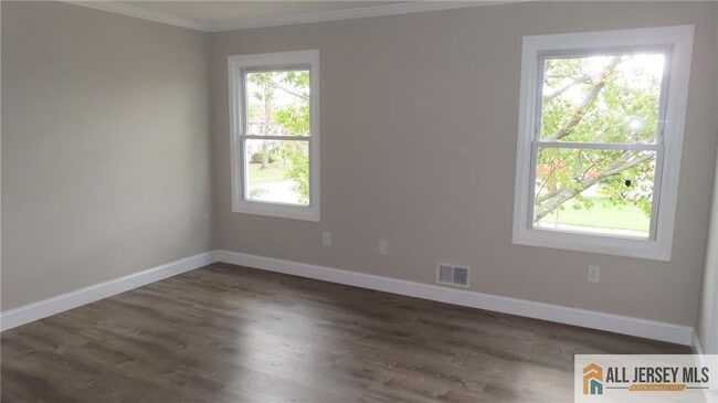 Building Photo - 1 Sturbridge Dr