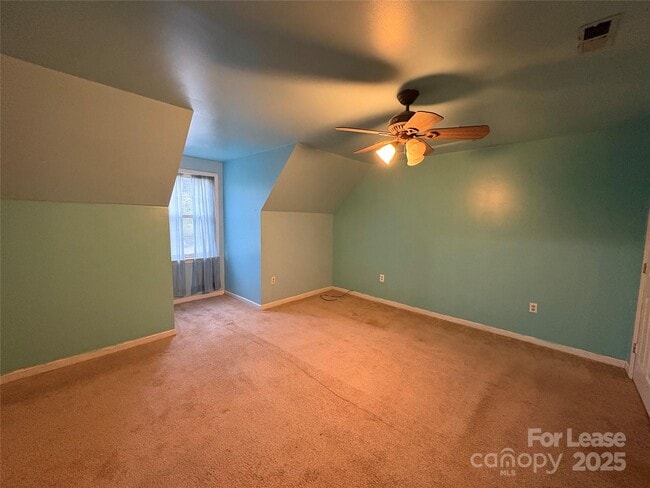 Building Photo - 7200 Strawberry Ln