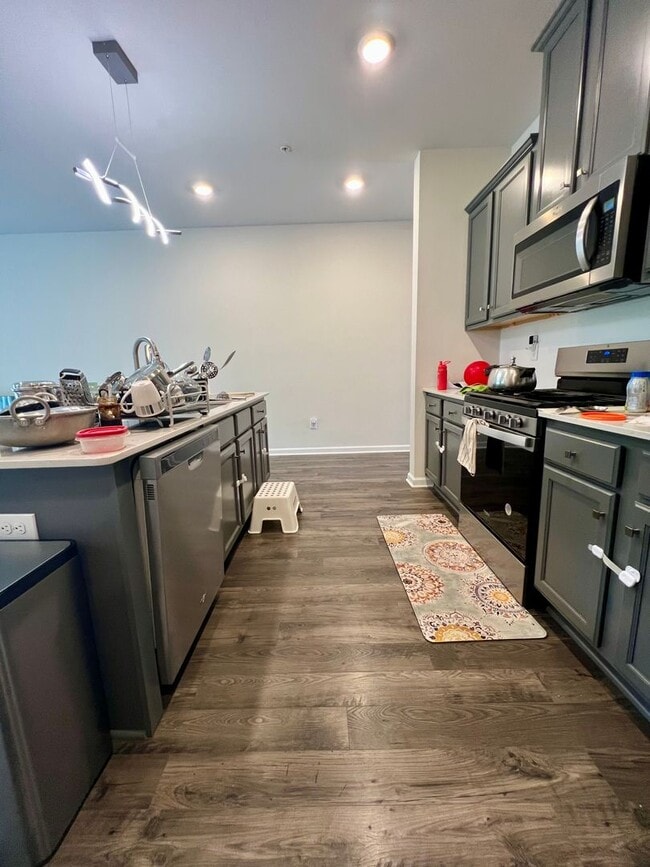 Building Photo - Stunning 4-Bed Townhome in Quakertown! Available NOW!