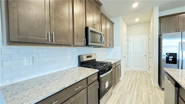 Building Photo - 694 Gabby Pt