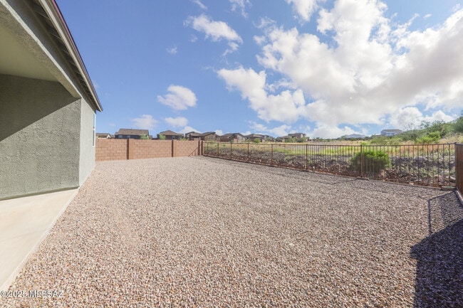 Building Photo - 17581 S Desert Barberry Dr