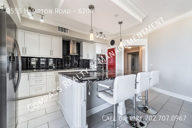 Building Photo - 2555 Hampton Rd