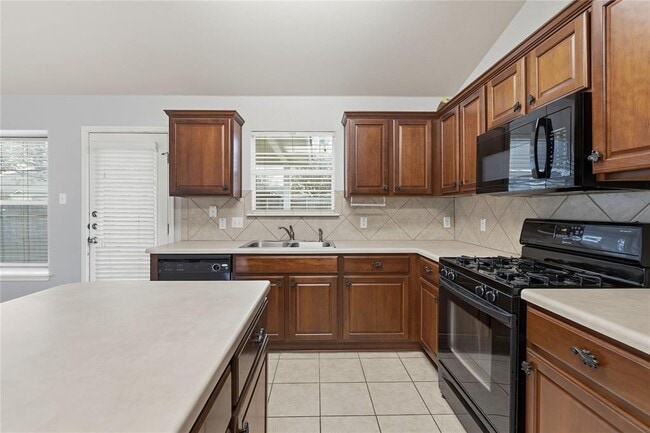 Building Photo - 2308 Pearson Way