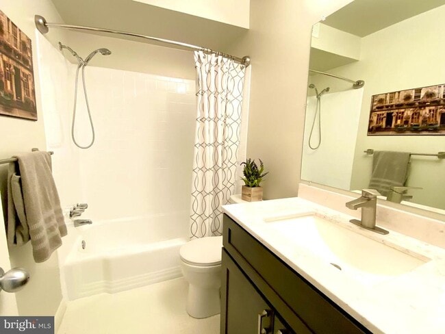 Building Photo - 216 Park Terrace Ct SE