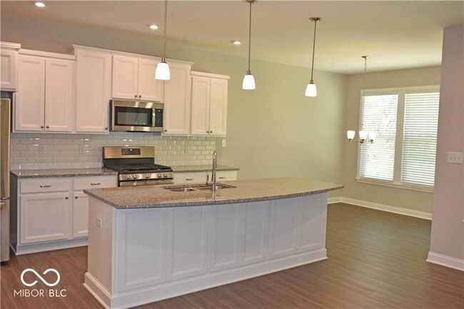 Building Photo - 3858 Elkhorn Wy