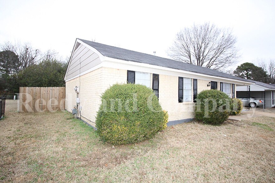 Building Photo - 66 W Paxton Ln