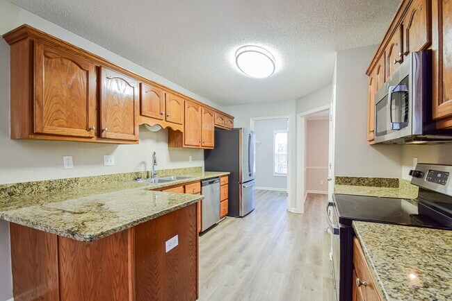 Building Photo - 4351 Zachary St