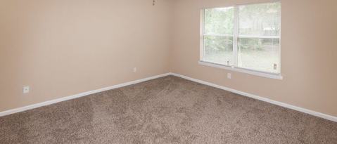 Building Photo - 1282 Summit Oaks Dr E