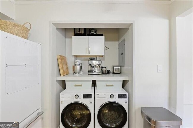 Building Photo - 133 Woodmere Square NW