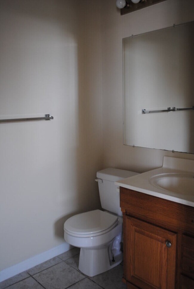 SPACIOUS STUDIO 5 MIN FROM CAMPUS AVAI... 525 Sprague Ave
