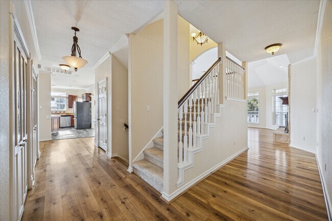 Building Photo - 22621 Bay Point Dr