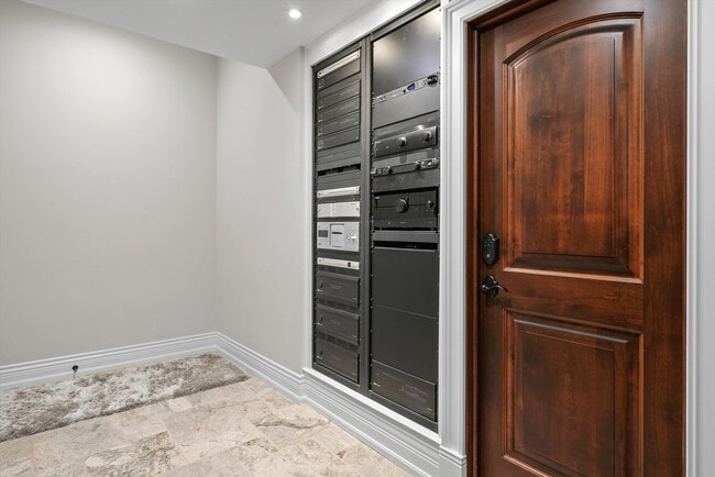 Building Photo - 6403 S Garfield St