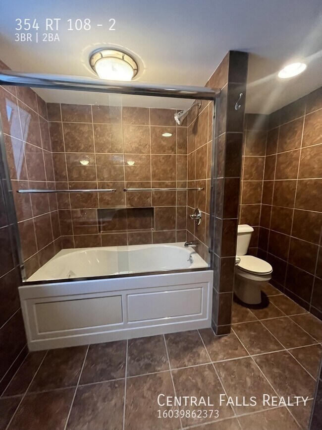 Building Photo - 354 NH-108