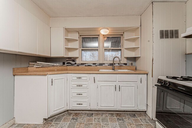 Building Photo - Please View 3D Virtual Walk-Through Before Scheduling a Showing