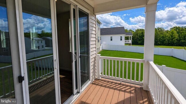 Building Photo - 35535 Aspen Wy