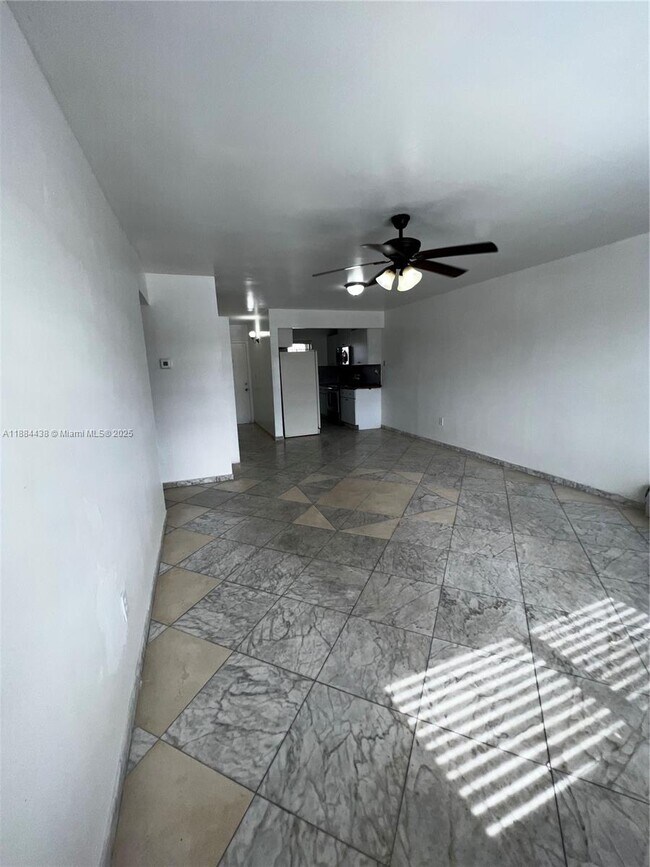 Building Photo - 4050 NW 135th St