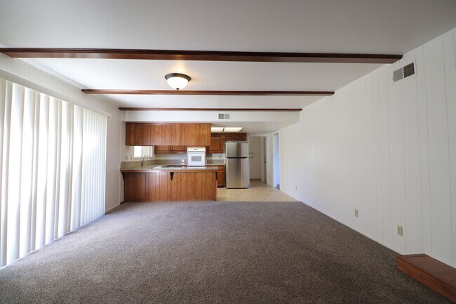 Building Photo - **Single-Story Foxenwoods Home on a Cul-de-Sac – Spacious Yard!**