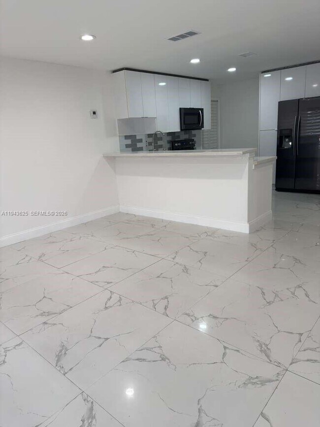 Building Photo - 5111 NW 55th Terrace