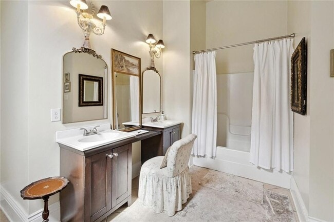 Building Photo - 5101 N Rampart St