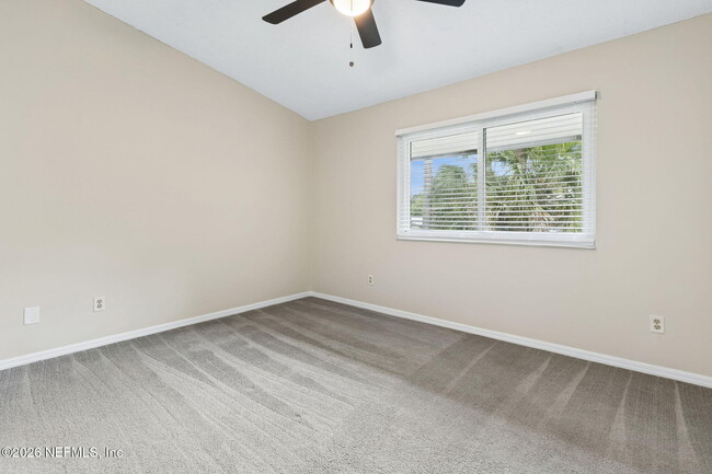 Building Photo - 7623 Baymeadows Cir W