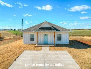 Building Photo - Modern 2-Bed, 2-Bath Rental Home in Chickasha, OK
