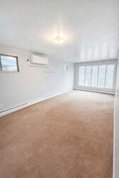 Building Photo - 50 Maplewood St