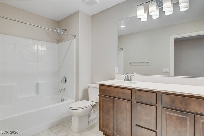 Building Photo - 2409 Bellinzona Pl