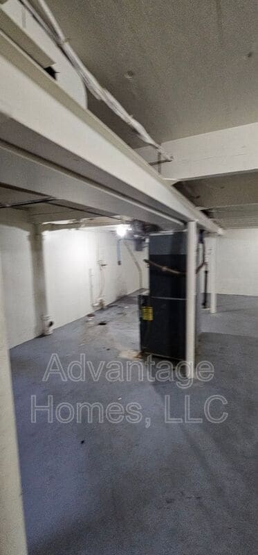 Building Photo - 824 N 70th St