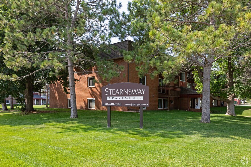 Stearnsway Apartments 1525 24th Ave N Saint Cloud MN 56303