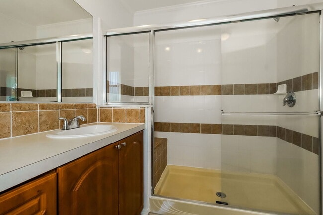 Building Photo - 7647 Navigator Ct